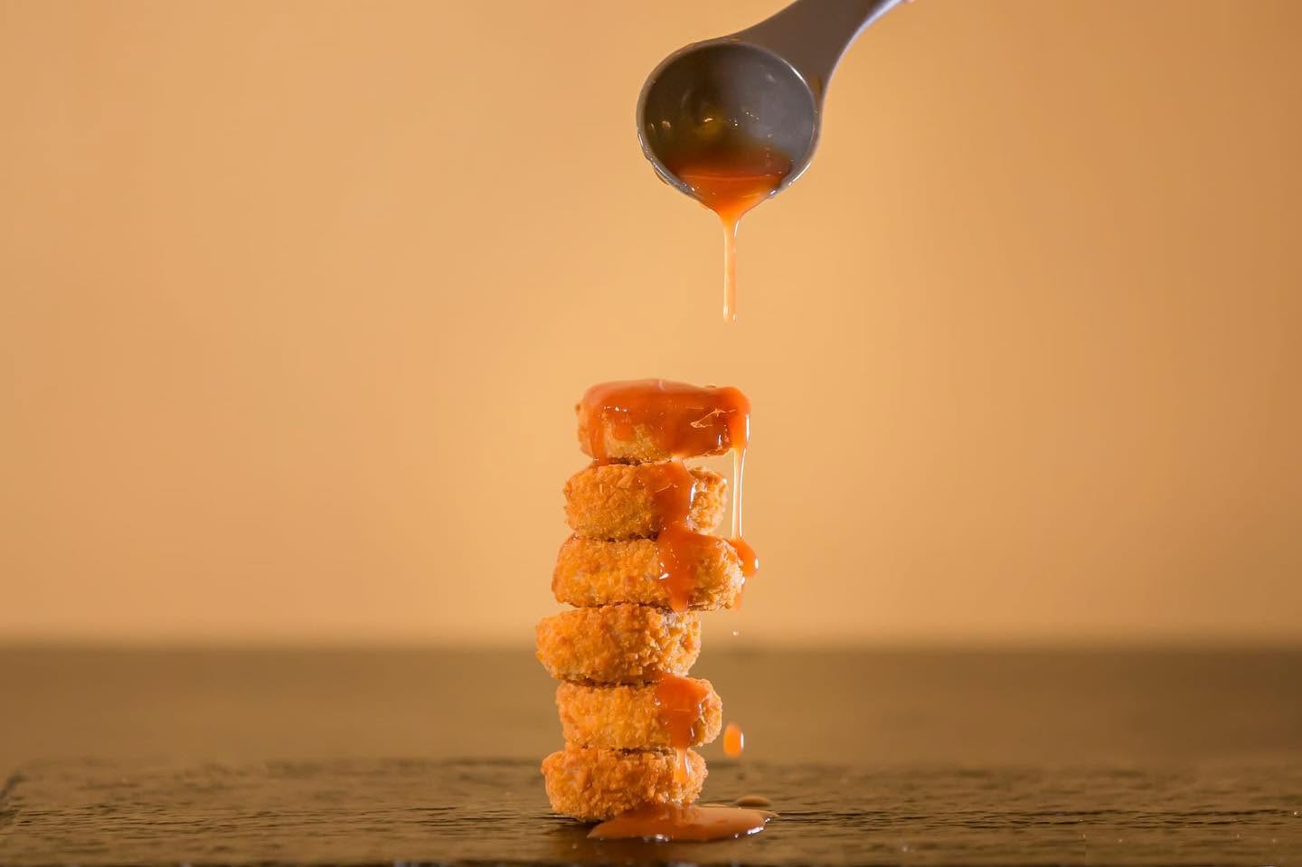 Crocchette di pollo con salsa piccante